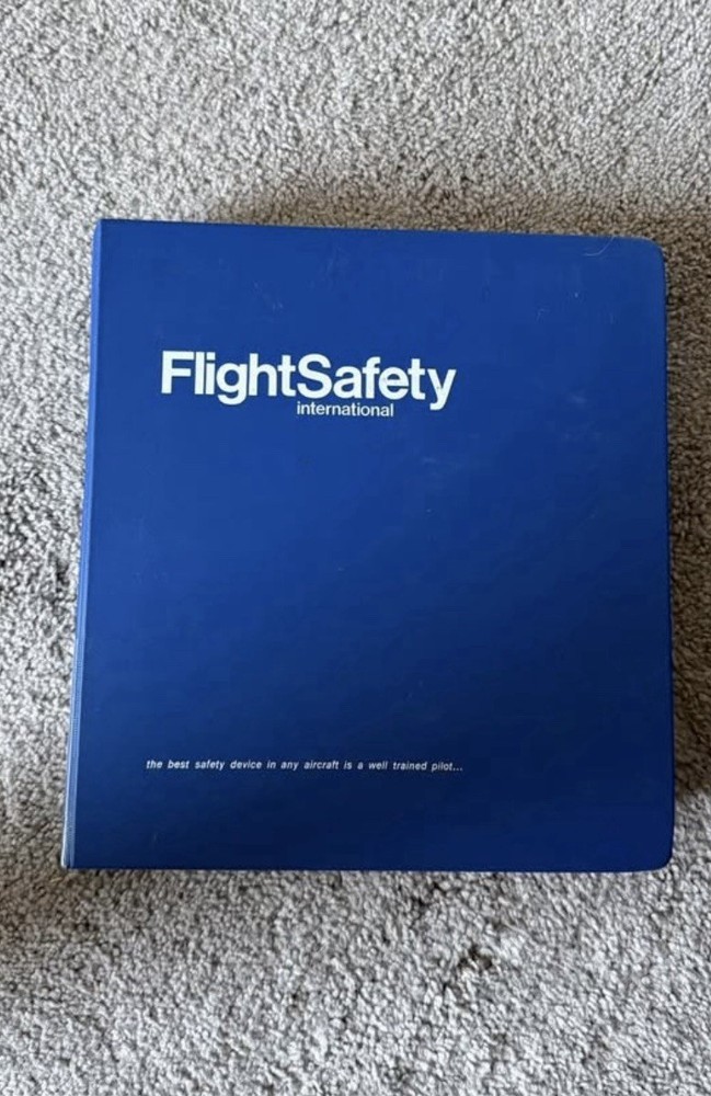 Learjet 55 Airplane Flight Manual