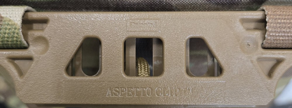 aspetto clip quick-release system multicam cummerbund