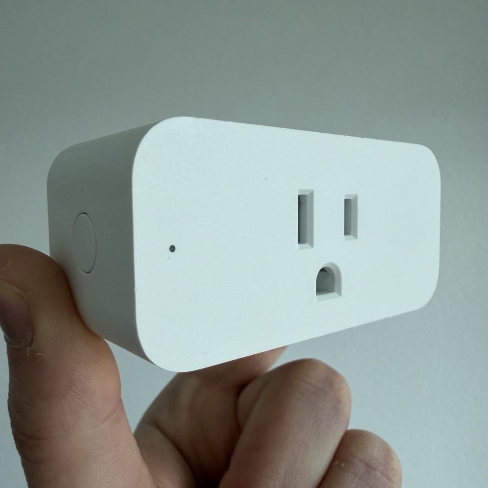 Amazon Wi-Fi Smart Plug Type B Alexa Compatible White App-Controlled