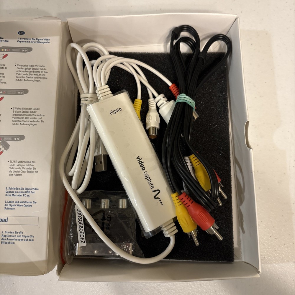 Elgato USB Analog Video Capture Device Mac PC, iPad, iPhone With RCA CONNECTOR