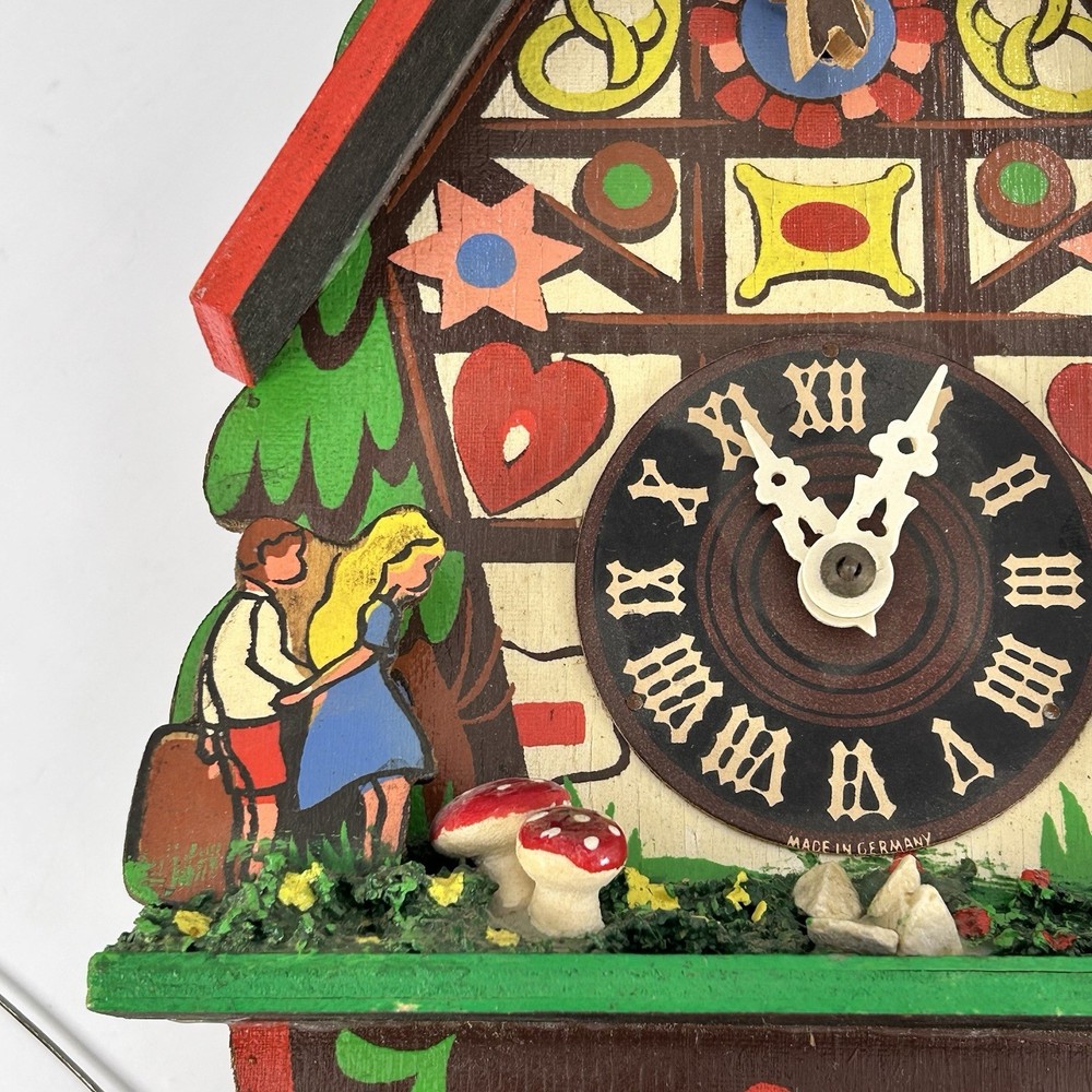 Vintage Chalet Style Helmut Kammerer Cuckoo Clock W/ Pendulum UNTESTED