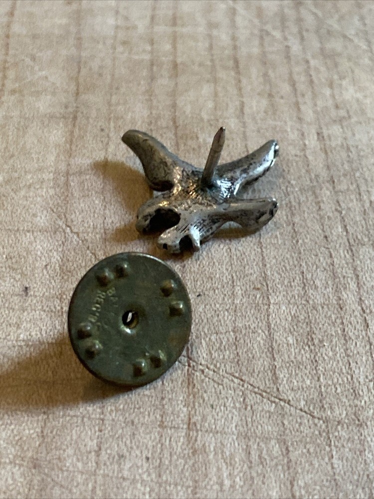 Vintage Silver Tone Eagle Lapel Pin