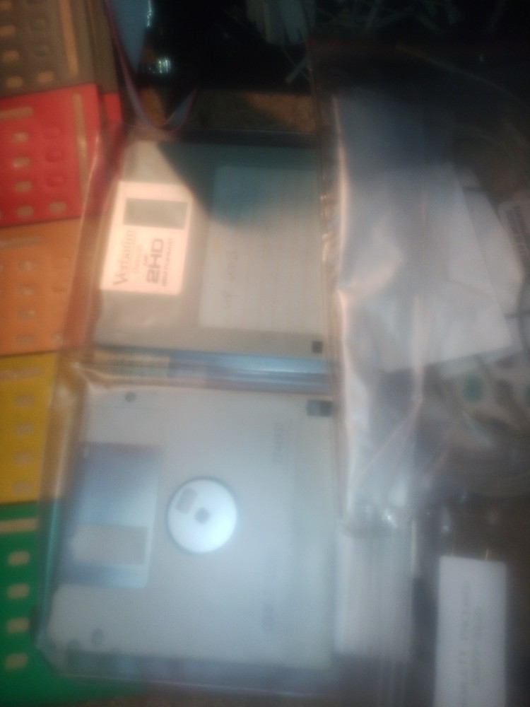 HP Hewlett Packard 1650B Logic Analyzer. Accessories/ Floppy Discs, Connectors