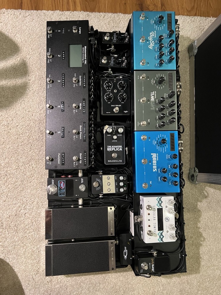High End Custom Pedal Board