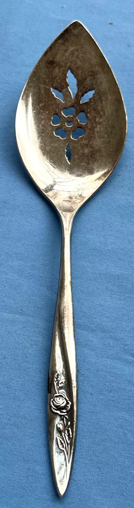 Oneida Community Silverplate Morning Rose Dessert Server