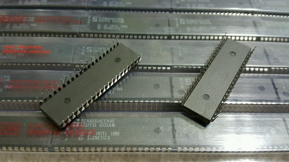 SCN8031HCCN40 8 bit microcontroller intel signetics NOS