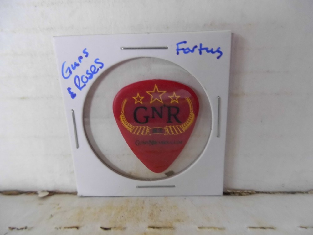 GUNS & ROSES "RICHARD FORTUS" GUITAR PICK~READ DESCRIPTION #24~1
