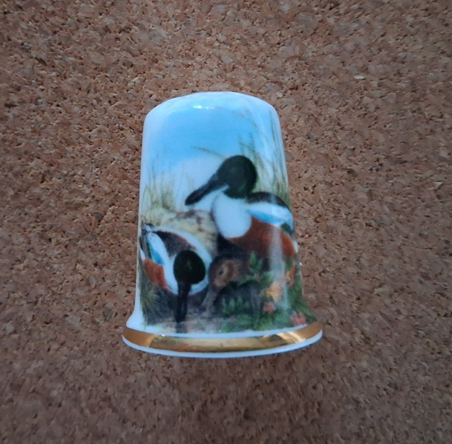 SET OF 6 BIRCHCROFT CHINA THIMBLES - DUCKS