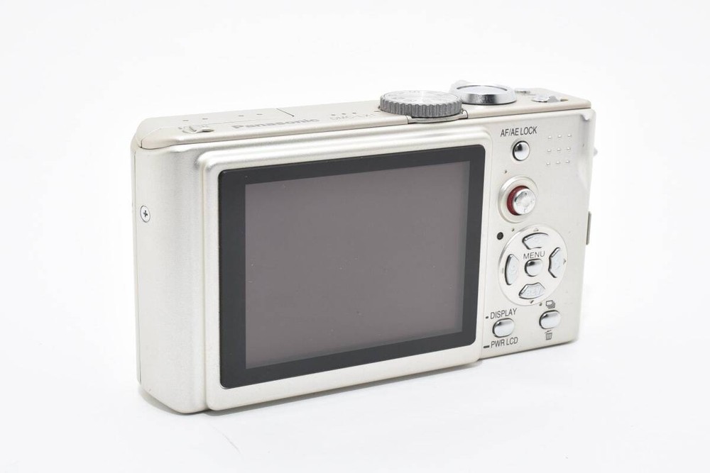 Panasonic LUMIX DMC-LX1 compact digital camera #2751785