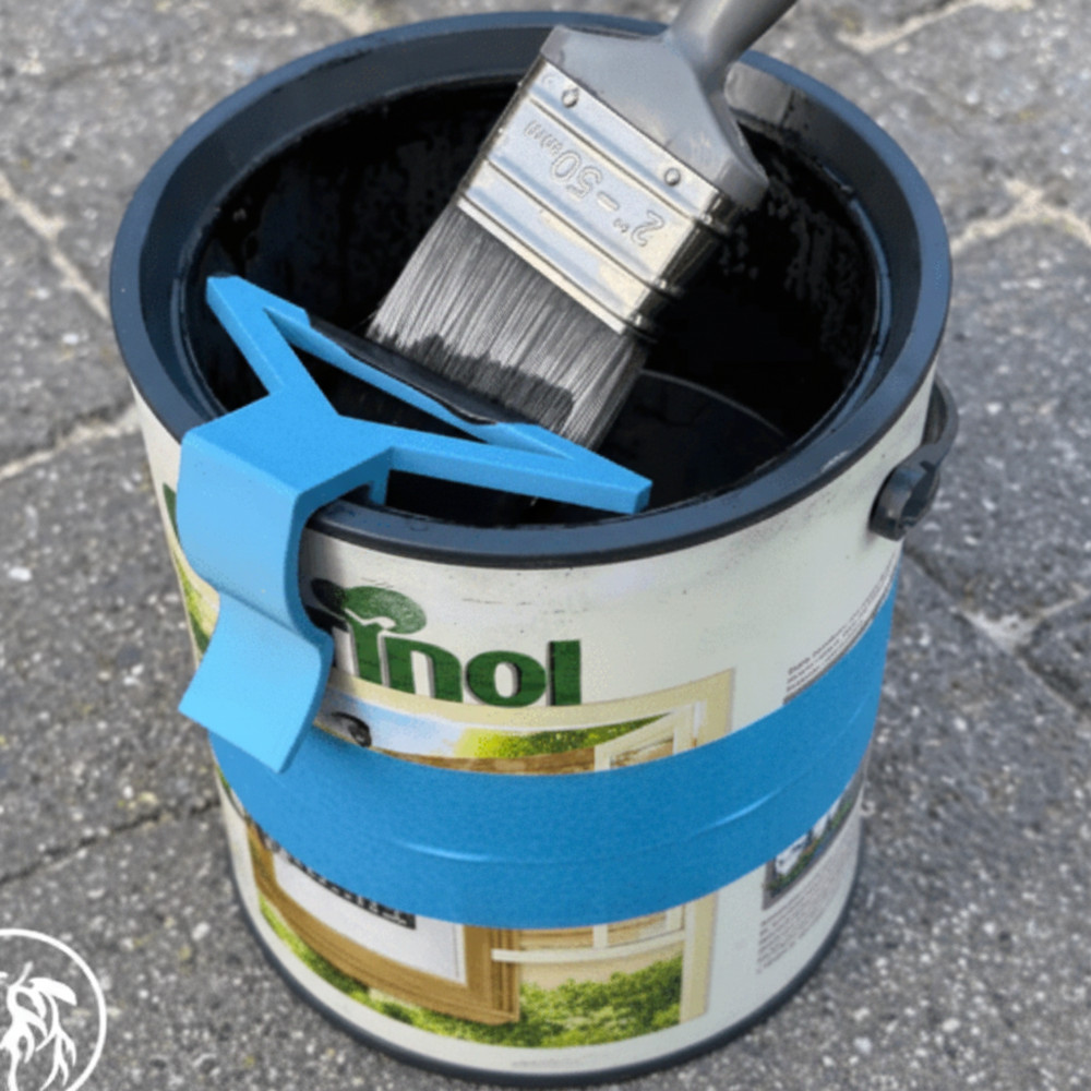 Paint Can Brush Wipe | 3D Printed Clip-On Scraper Tool
