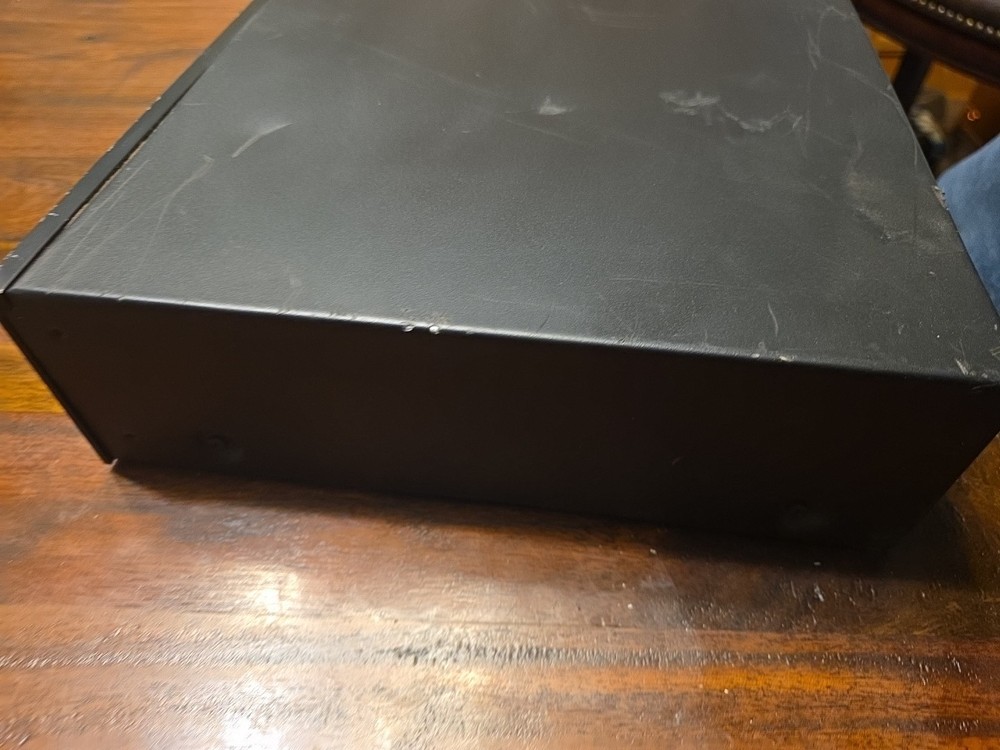 Fisher Graphic Equalizer EQ-2322