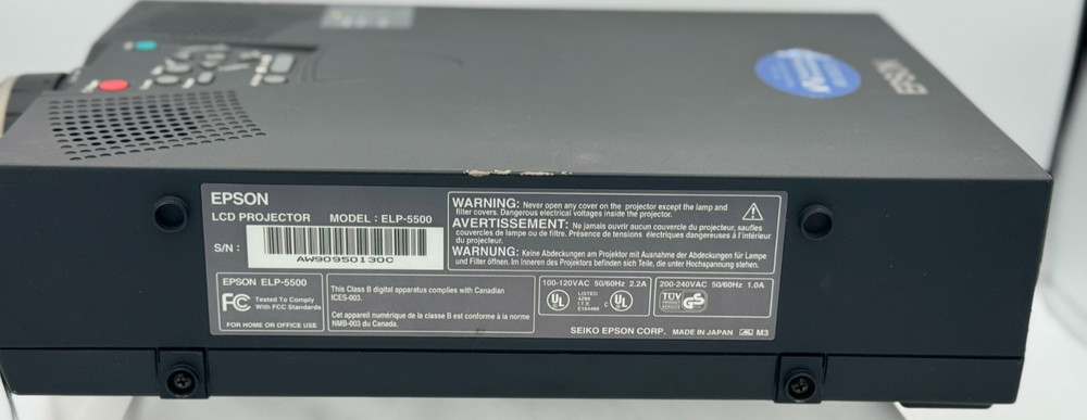 Epson LCD Projector Model: ELP-5500 - Case Included - Tested