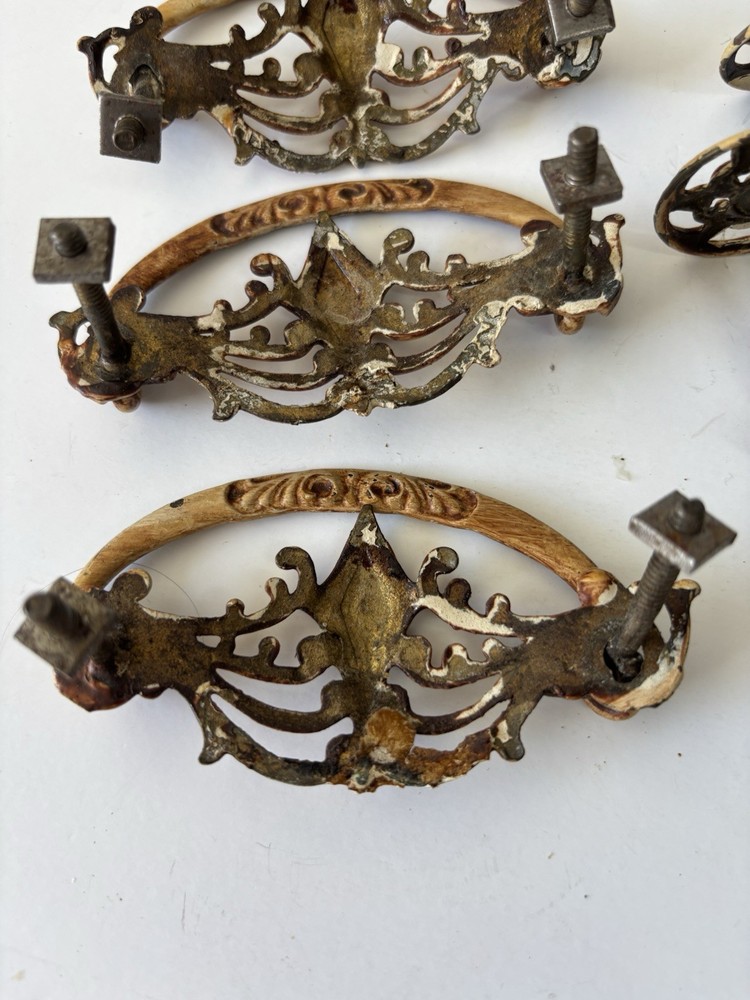 4 Antique/Vintage Hardware Drawer Pulls 2 Knobs Painted Metal Brass Rustic