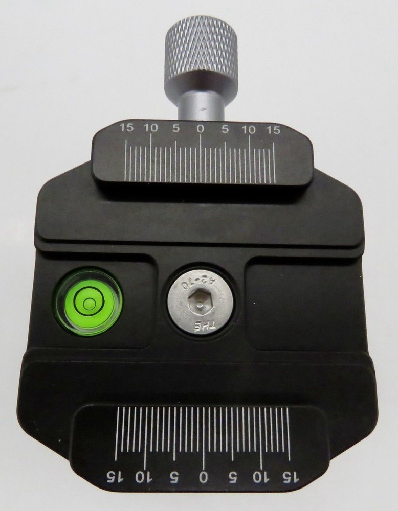 ARTCISE LB52 Low Profile Ball Head w 2 Plates And Soft Case