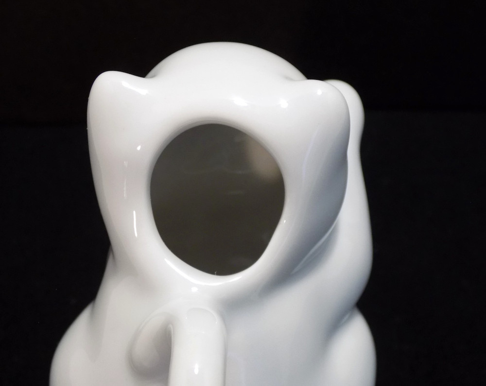 Mini White Ceramic Cat Kitty Shape Creamer Pitcher Paw Spout Tail Handle