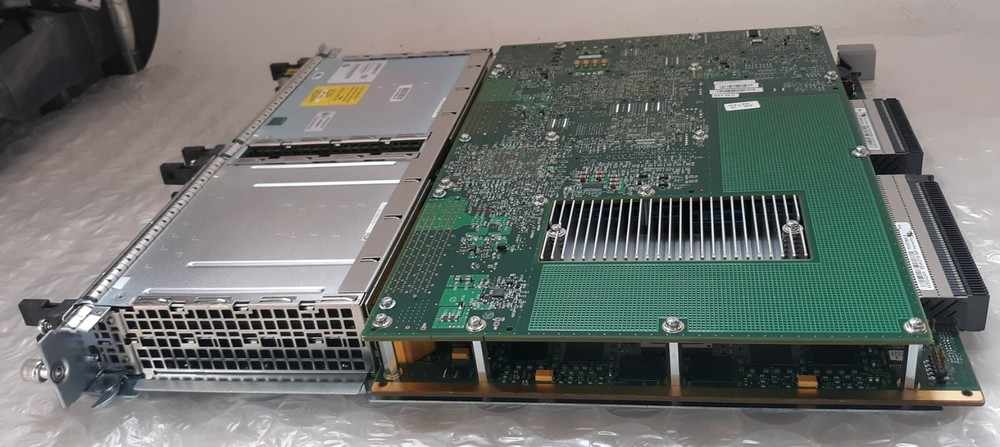 Cisco 7600-SIP-400 SPA Interface Control Processor w/ 1x SPA-2X1GE-V2