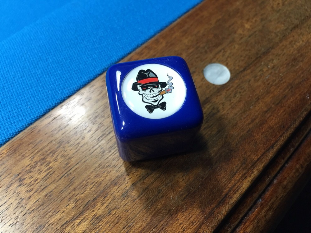 Skull Billiard Pool Cue Tip Chalk Holder Table Chalker