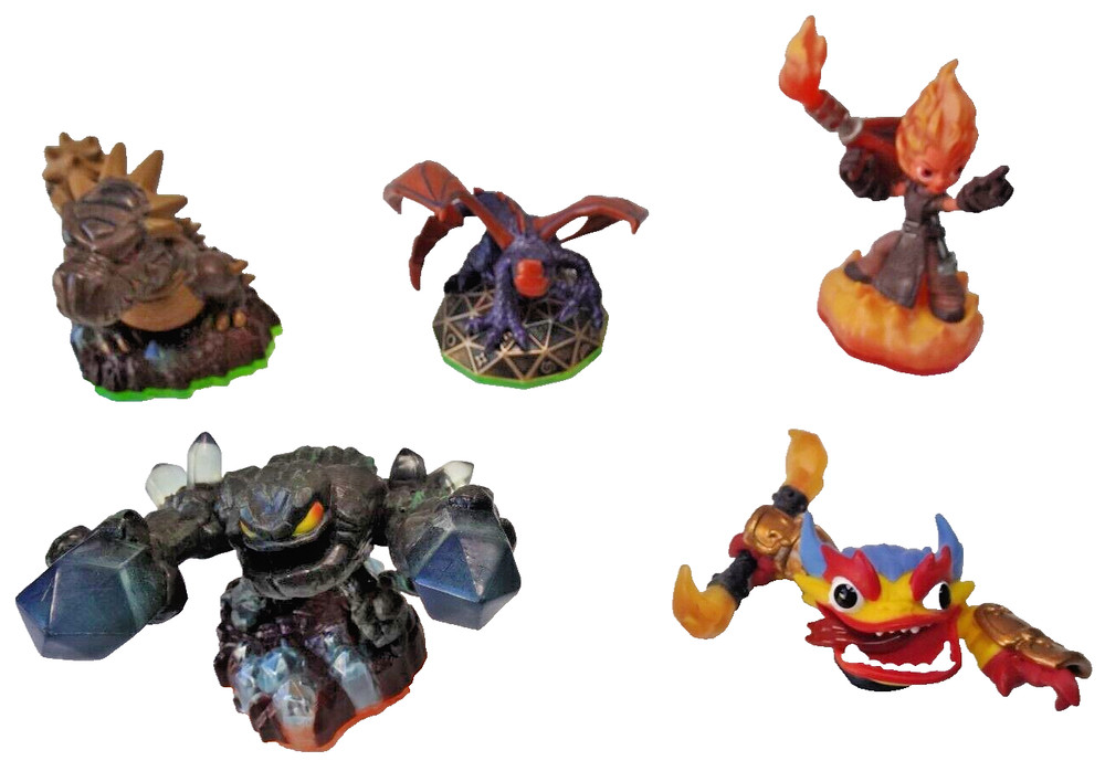 9 SKYLANDER Activision FIGURES figurines- Untested Bundle-Please see description