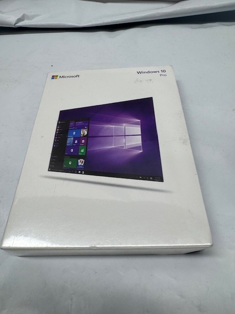 Microsoft Windows 10 Professional 32-bit, 64-bit, USB 3 -*New