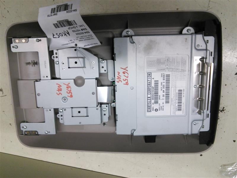 04 DURANGO DISPLAY SCREEN ENTERTAINMENT DVD PLAYER AND DISPLAY SCREEN 204652