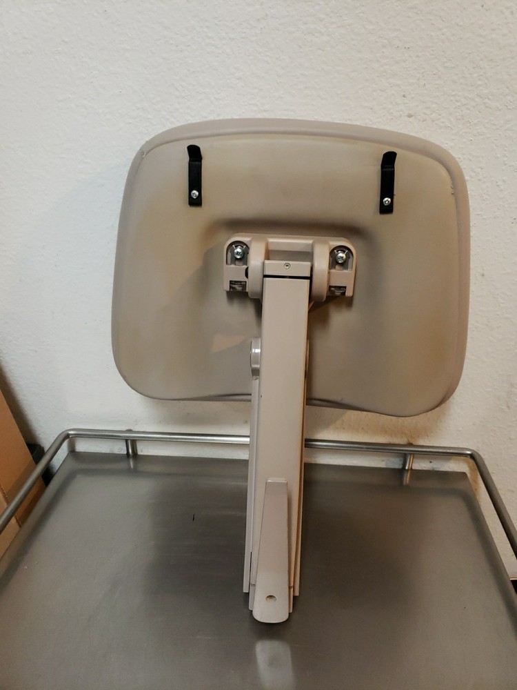 Headrest For A Midmark Chair 75L