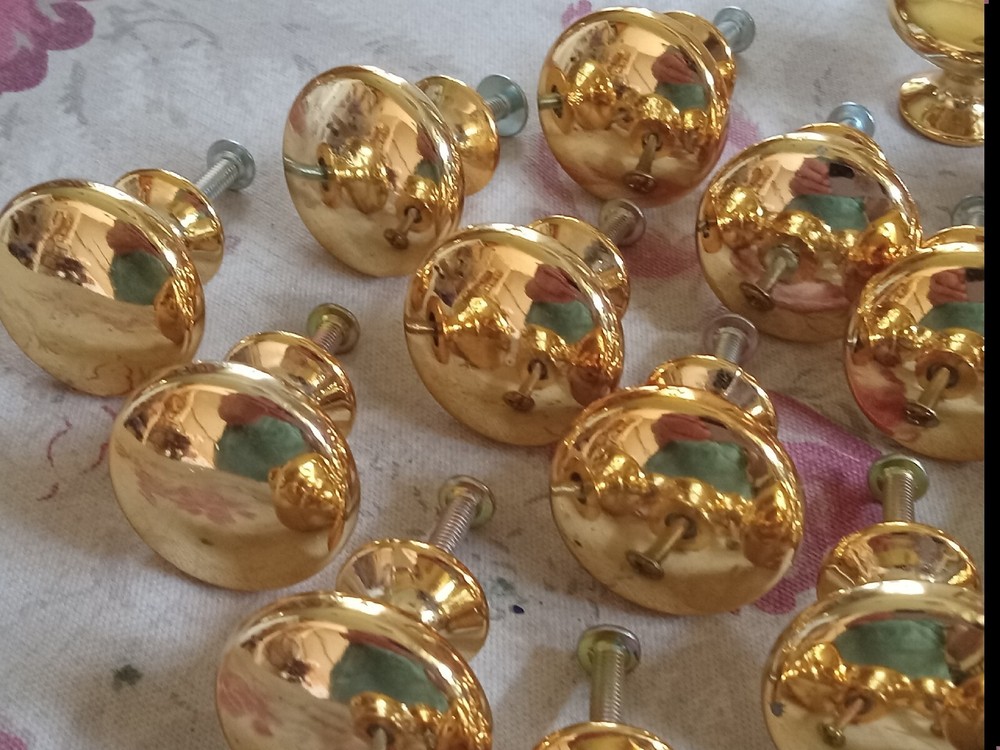 Knobs 29 Gold Tone Metal , 1" Round ~ with some screws Kitchen ~