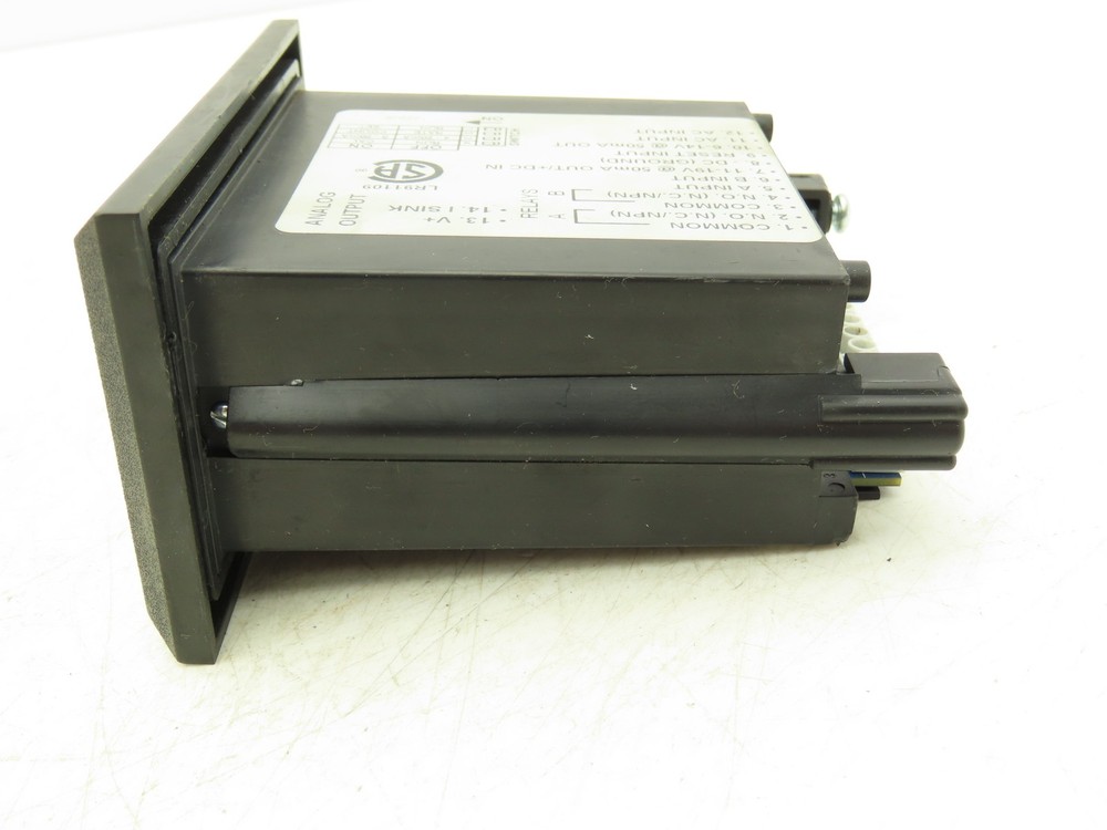 Omega DP-F75 Rate Meter Batch Control Totalizer 6 Digit Panel Meter 110V *READ*