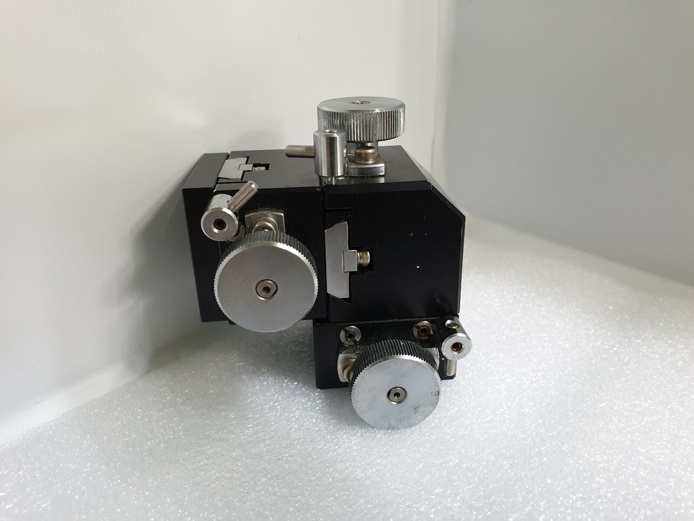 DOVE-TAIL X,Y,Z, LINEAR STAGE