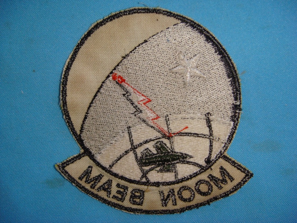 VIETNAM WAR PATCH, USAF 7th AIRBORNE COMMAND & CONTROL SQUADRON MOON BEAM