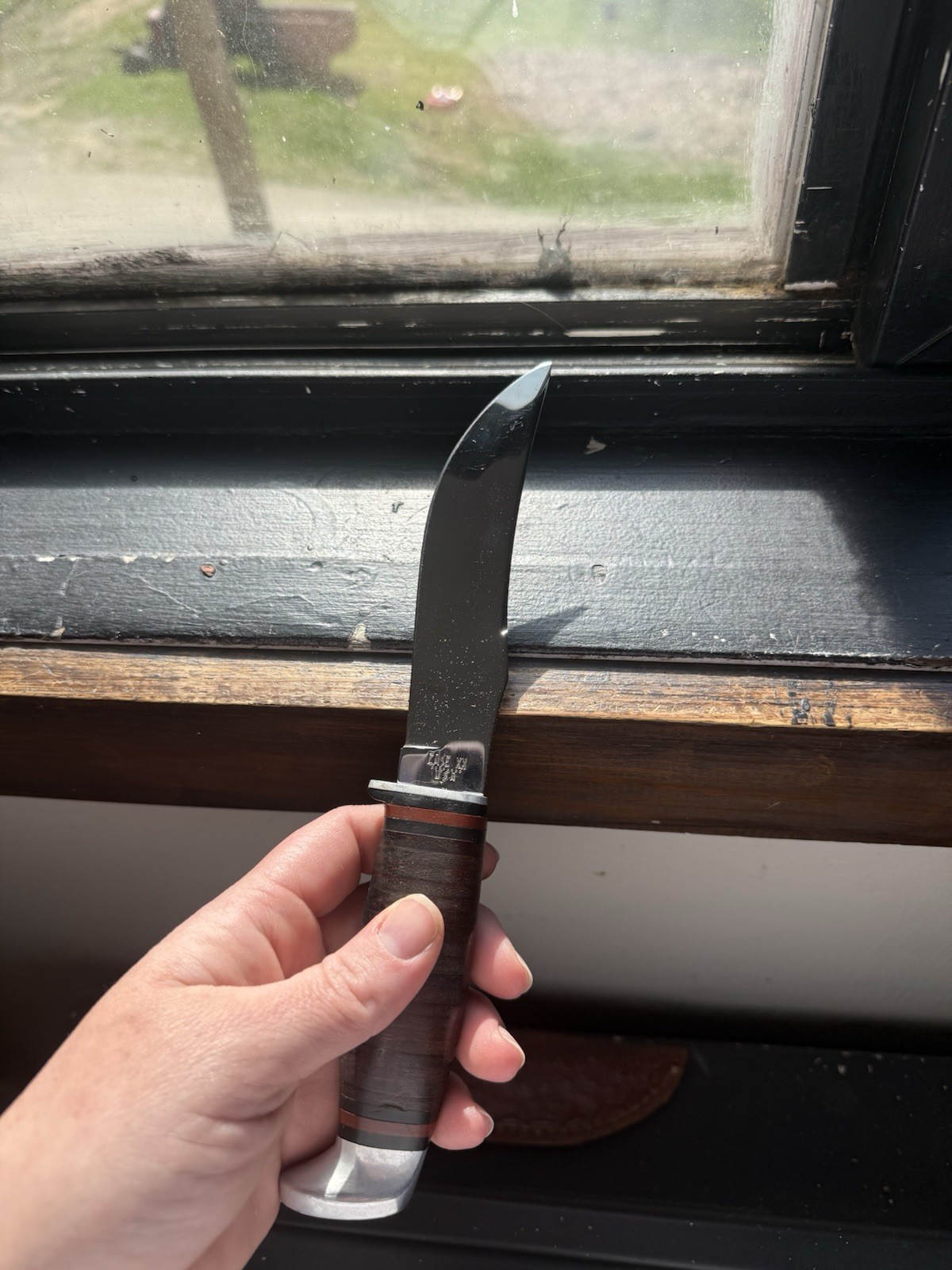 Case Vintage 5" Clip Point Fixed Blade Hunting Knife Leather Handle w/ Sheath