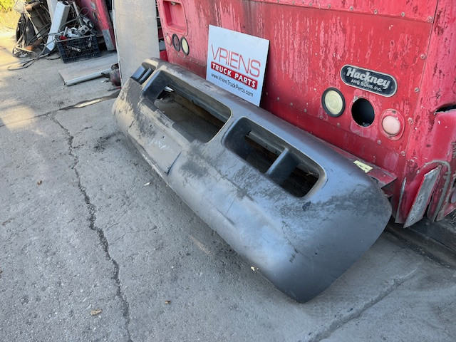 BUMPER FRONT