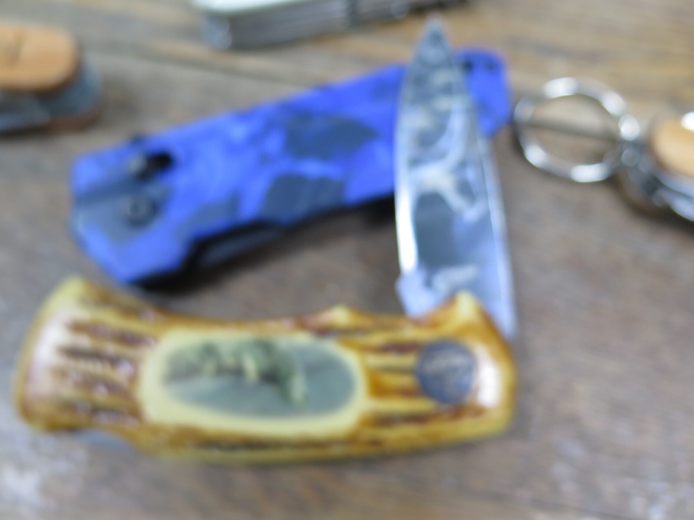 5 Assorted Multi-tool Knifes Bundle Kobalt Names Wood Plastic