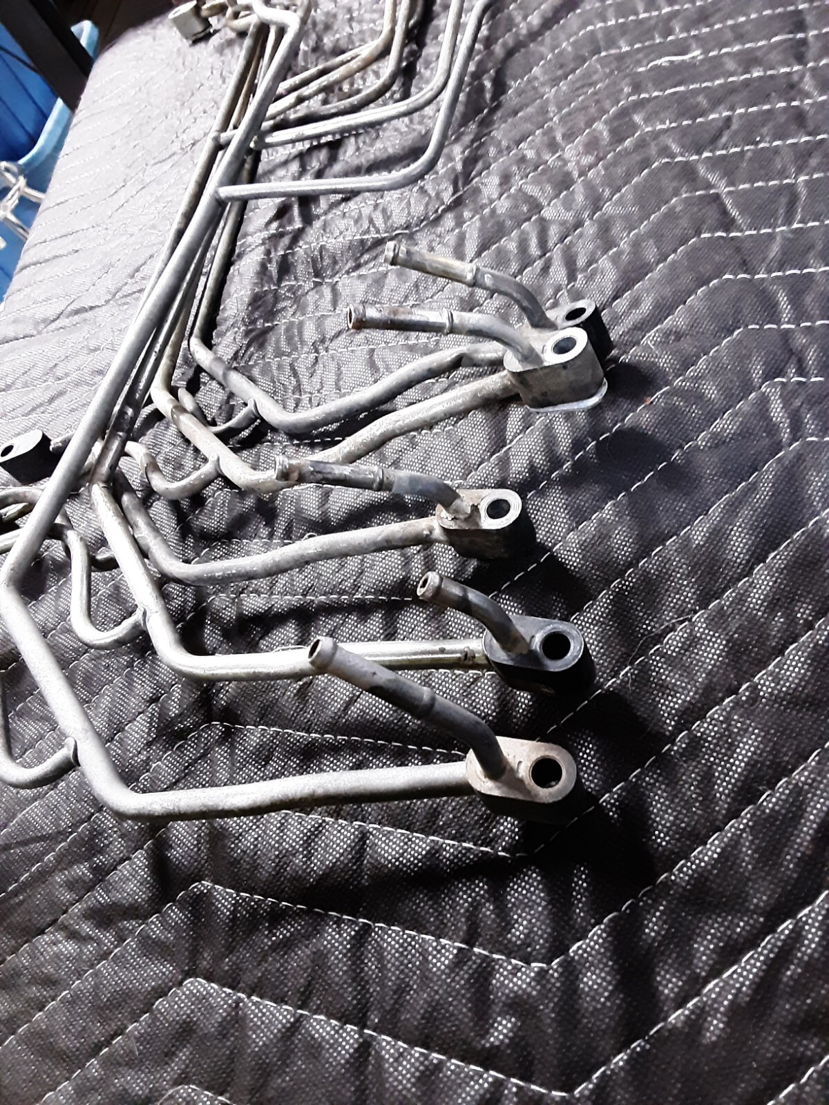 OEM GM 5.3 5.7 6.0 6.2 STEAM PORT TUBE COOLANT CROSSOVER LS SCRATCH & DENT