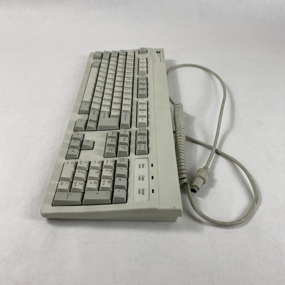 Zenith Data Systems E05009001 163-0098-01-00 Keyboard