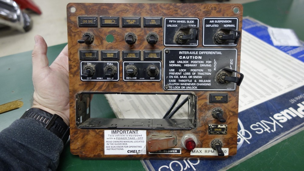 Kenworth Dash Switch Panel K176-8478