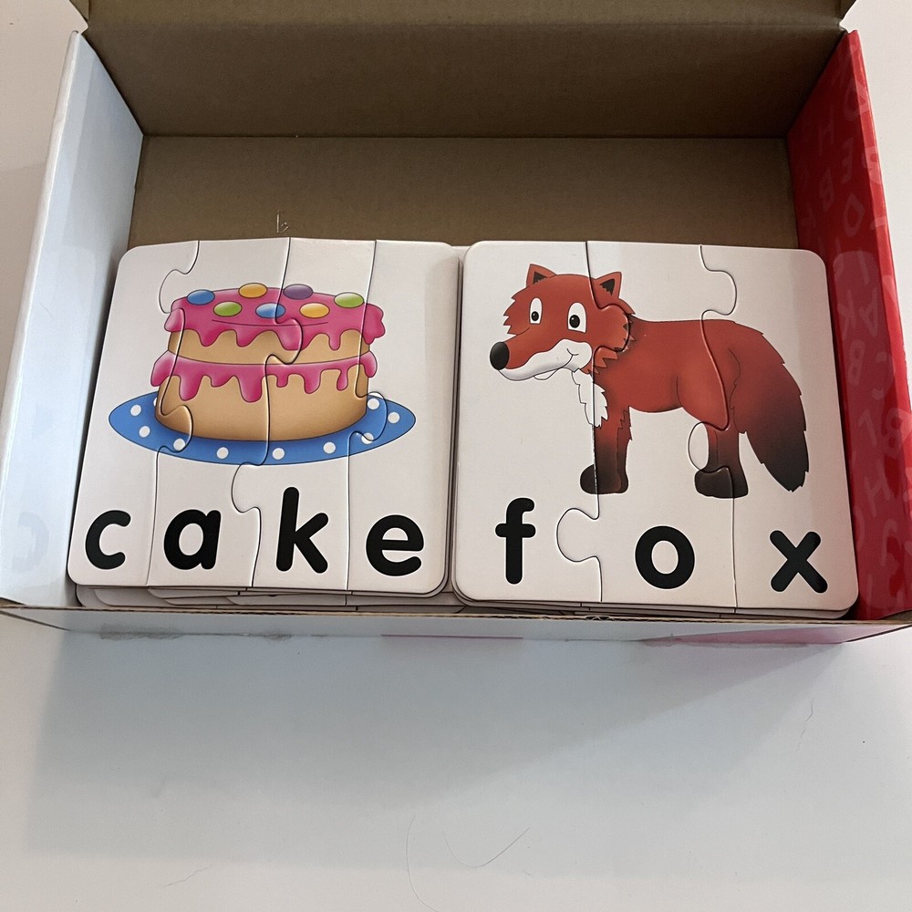 THE LEARNING JOURNEY MATCH IT! SPELLING 20 SELF CORRECTING PUZZLE SETS