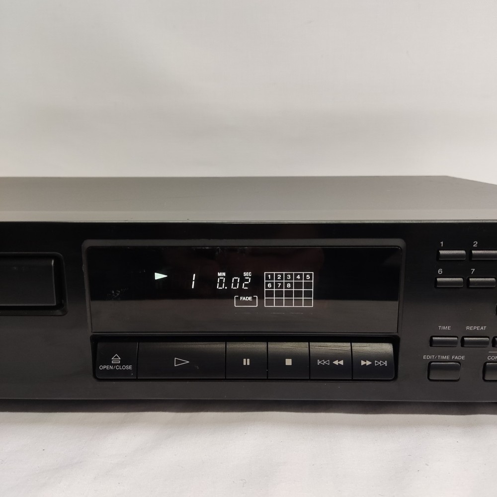 SONY CDP-211 COMPACT DISC CD PLAYER HI-FI SEPARATE