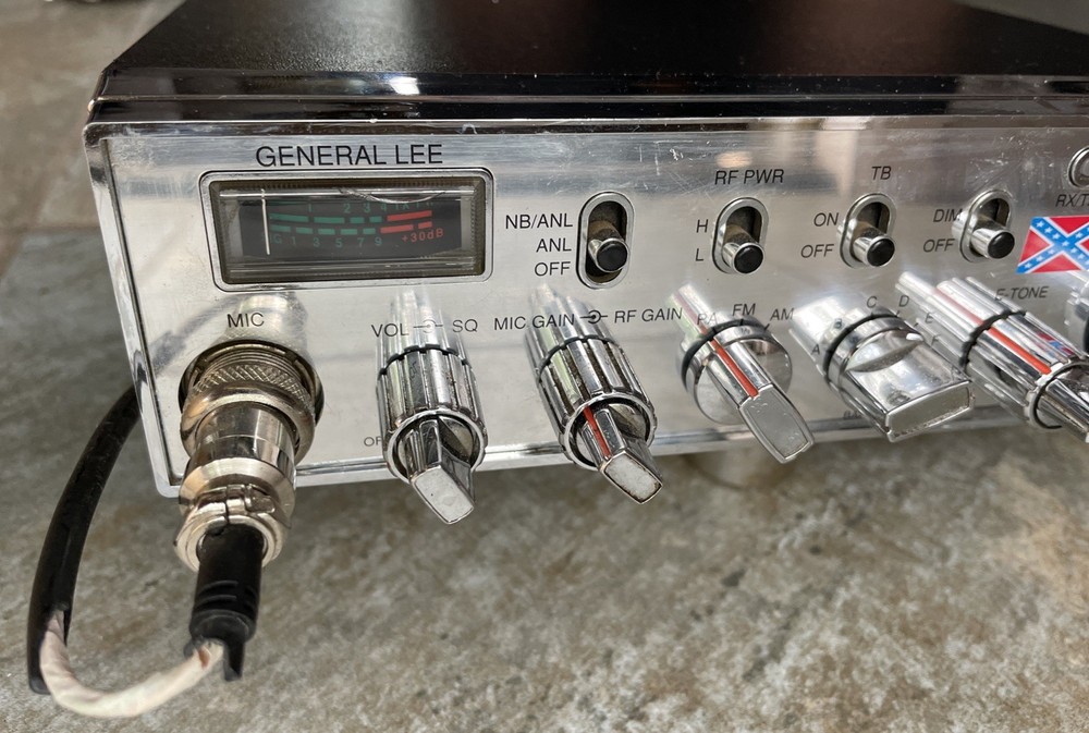 General Lee Cb Radio w/ Microphone Bb8