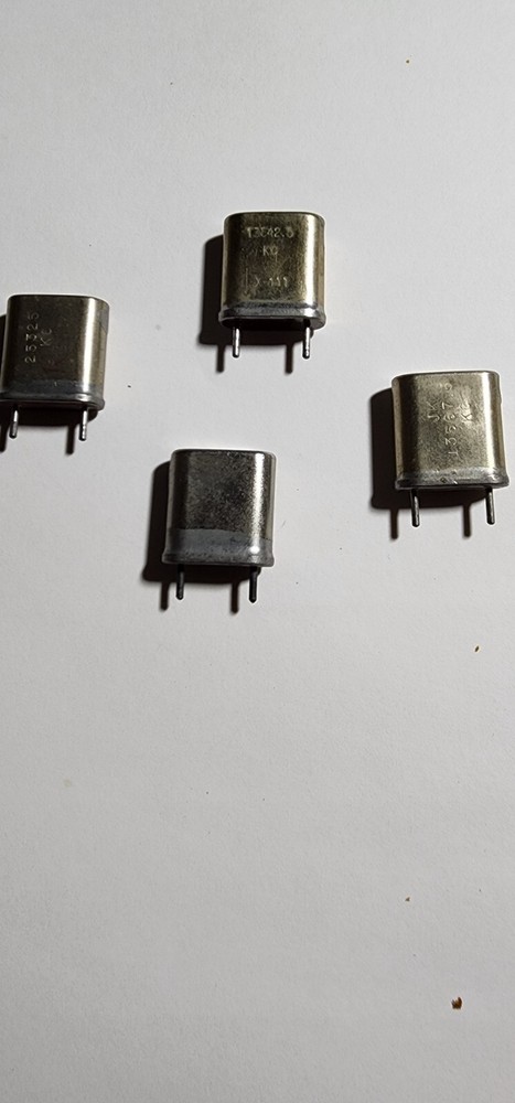 4 Crystals -Lot - see description B2