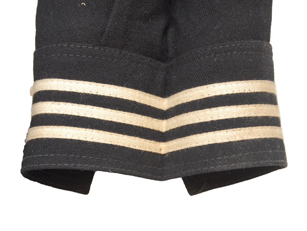 ID'd WWII U.S. NAVY CRACKER JACK UNIFORM, HAT, BELT, DOG TAG, PHOTO'S, CARDS