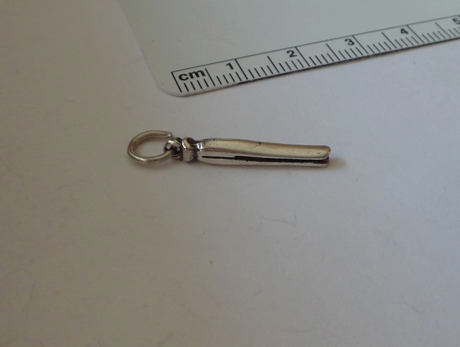 Sterling Silver 3D 22x2mm Fashion Laundry Clothes Pin Charm!