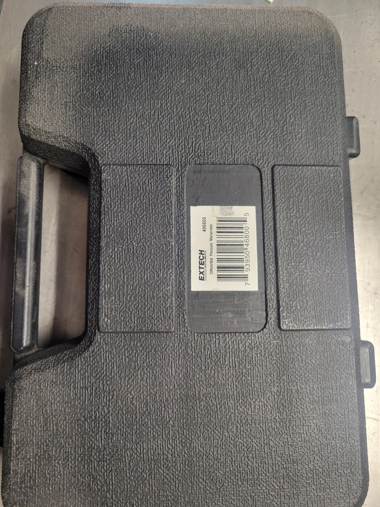 Extech Instruments Differential Pressure Manometer with hard case manual 406800