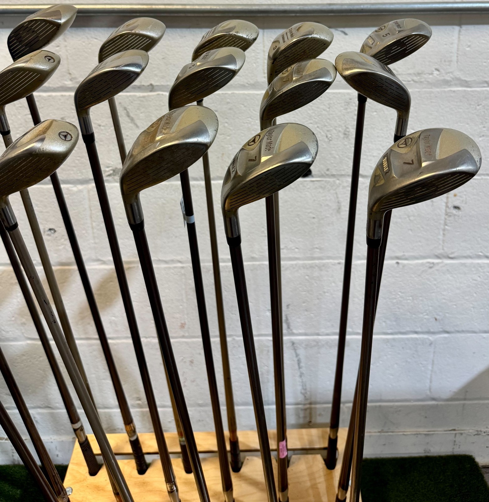 Wholesale Lot of 20 Golf Clubs - TaylorMade Fairway Woods