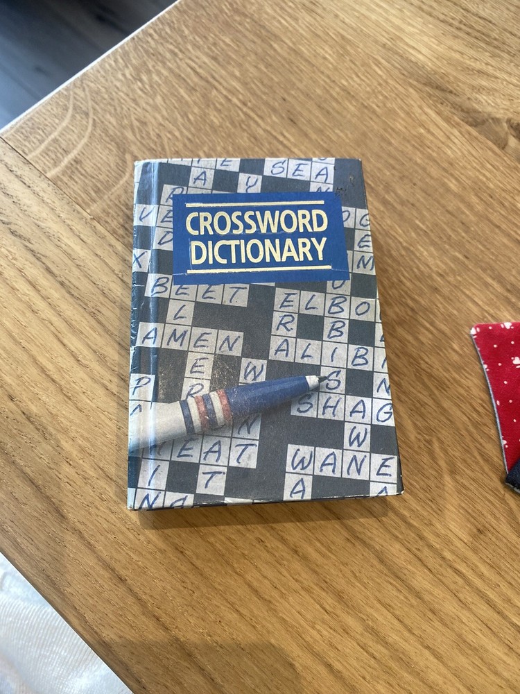 Collins Gem Crossword Dictionary Pocket Size Hardback 1994.
