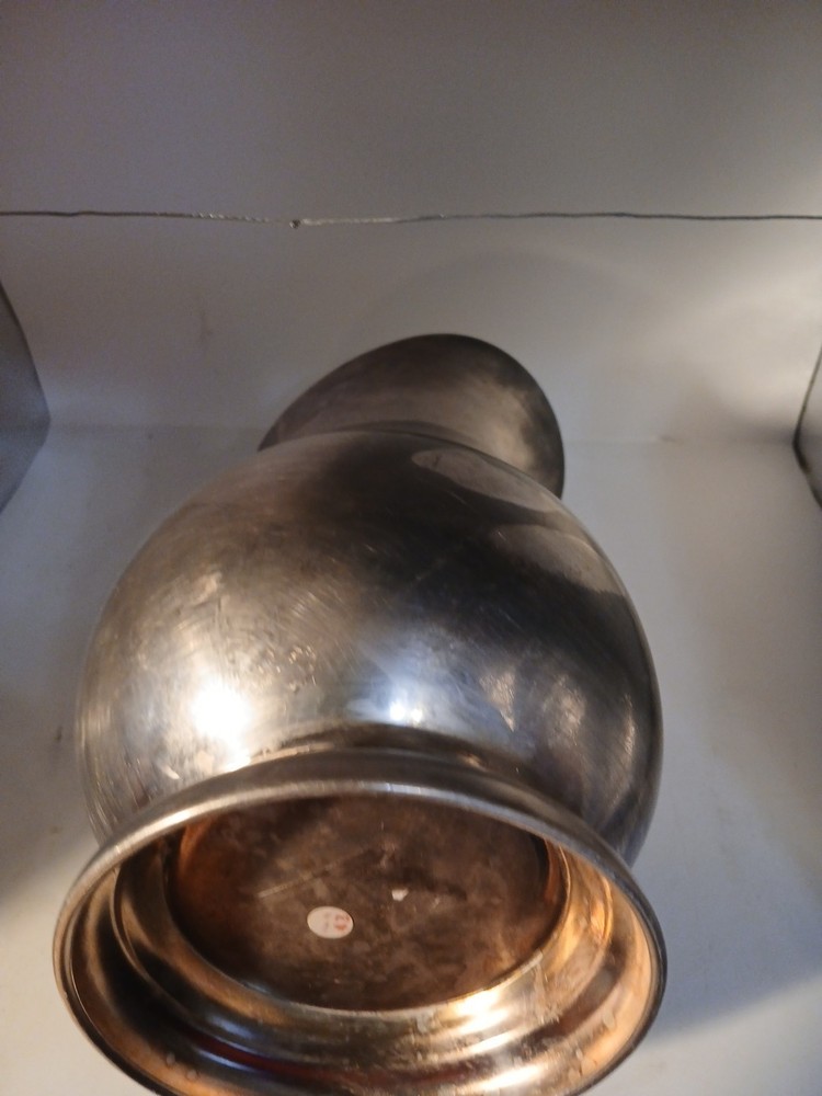 vintage silver plated water pitcher with ice lips (L7a)