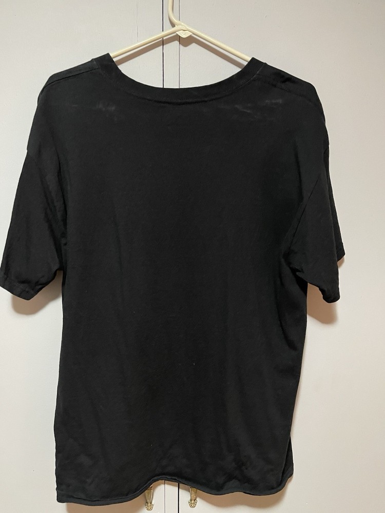 2017 Star Wars Kylo Ren Tshirt L. Used.