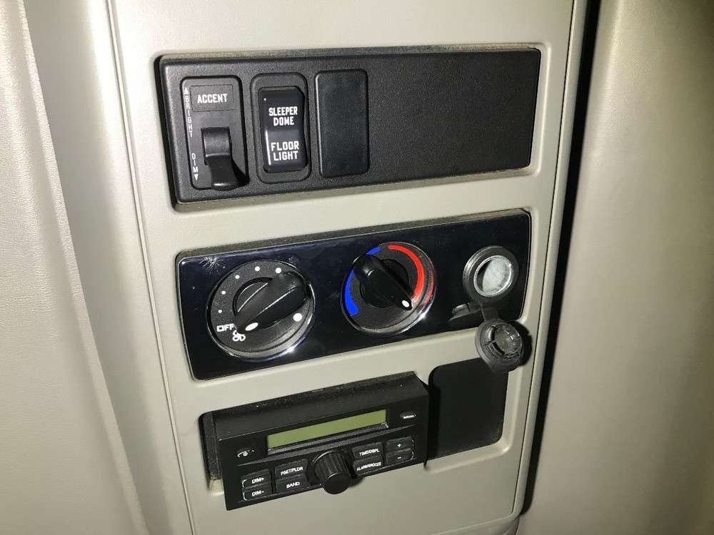 International PROSTAR Sleeper Control - Used