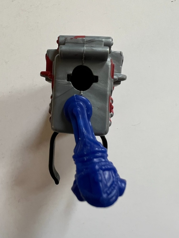 1992 Kenner Batman Returns Penguin Commandos Missile Launcher Backpack Part