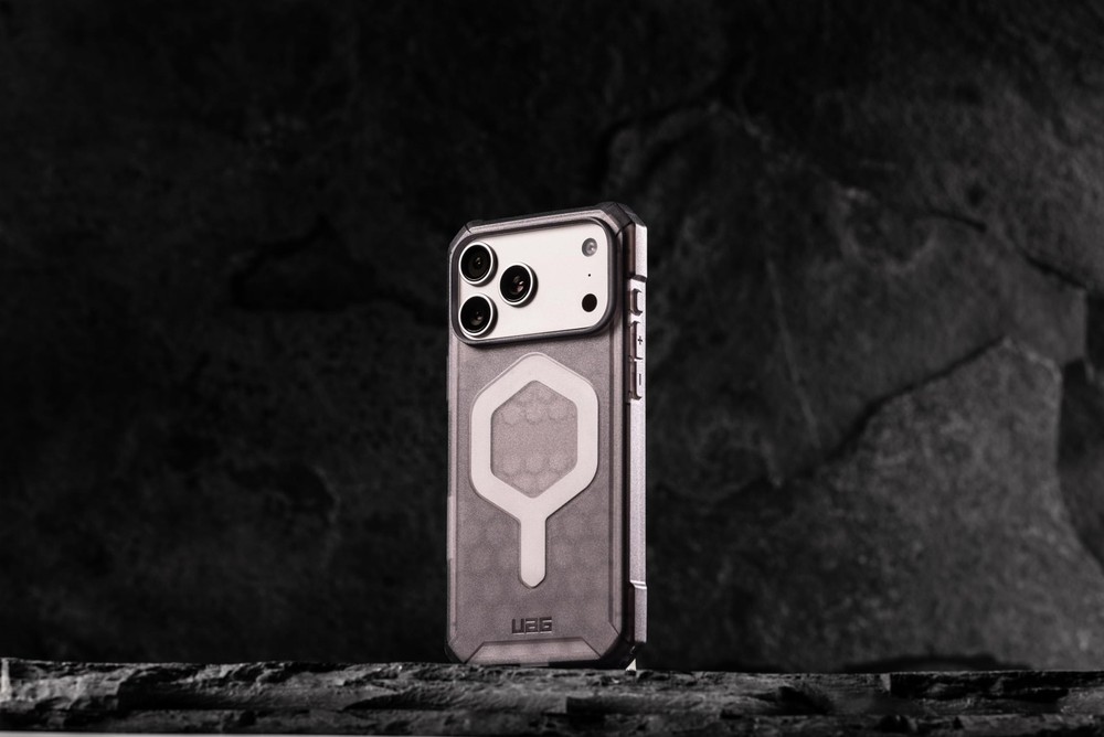 UAG Designed for iPhone Air Case Essential Armor - Compatible with MagSafe
