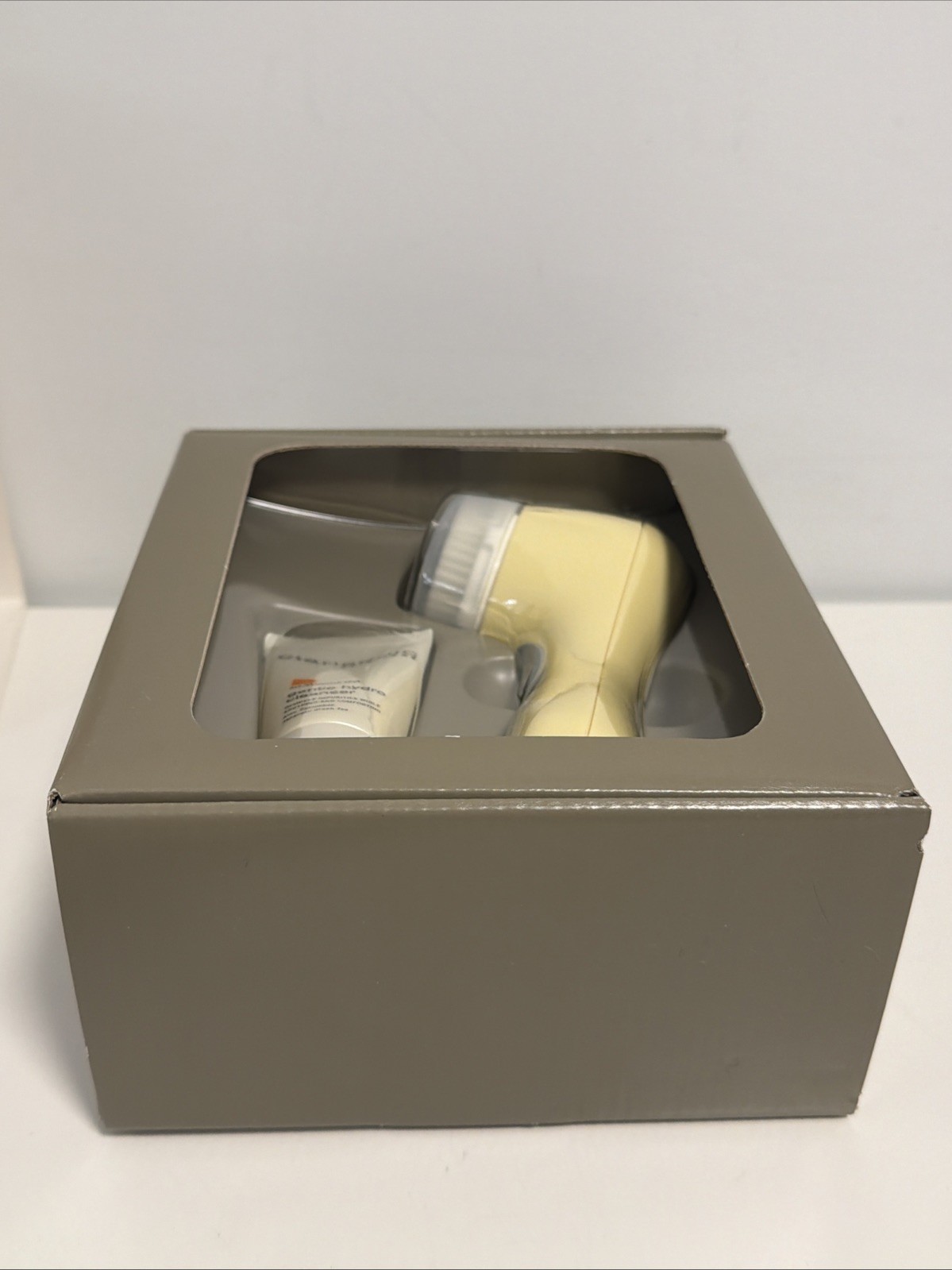 Clairsonic Mia Sonic Facial Face Cleaning System 1-Speed Yellow - NEW